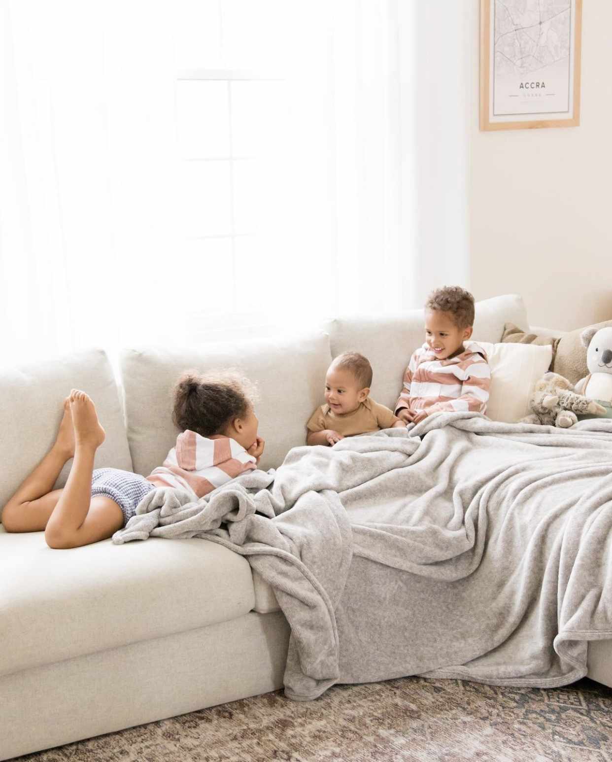 Family Mega Blanket - Gray