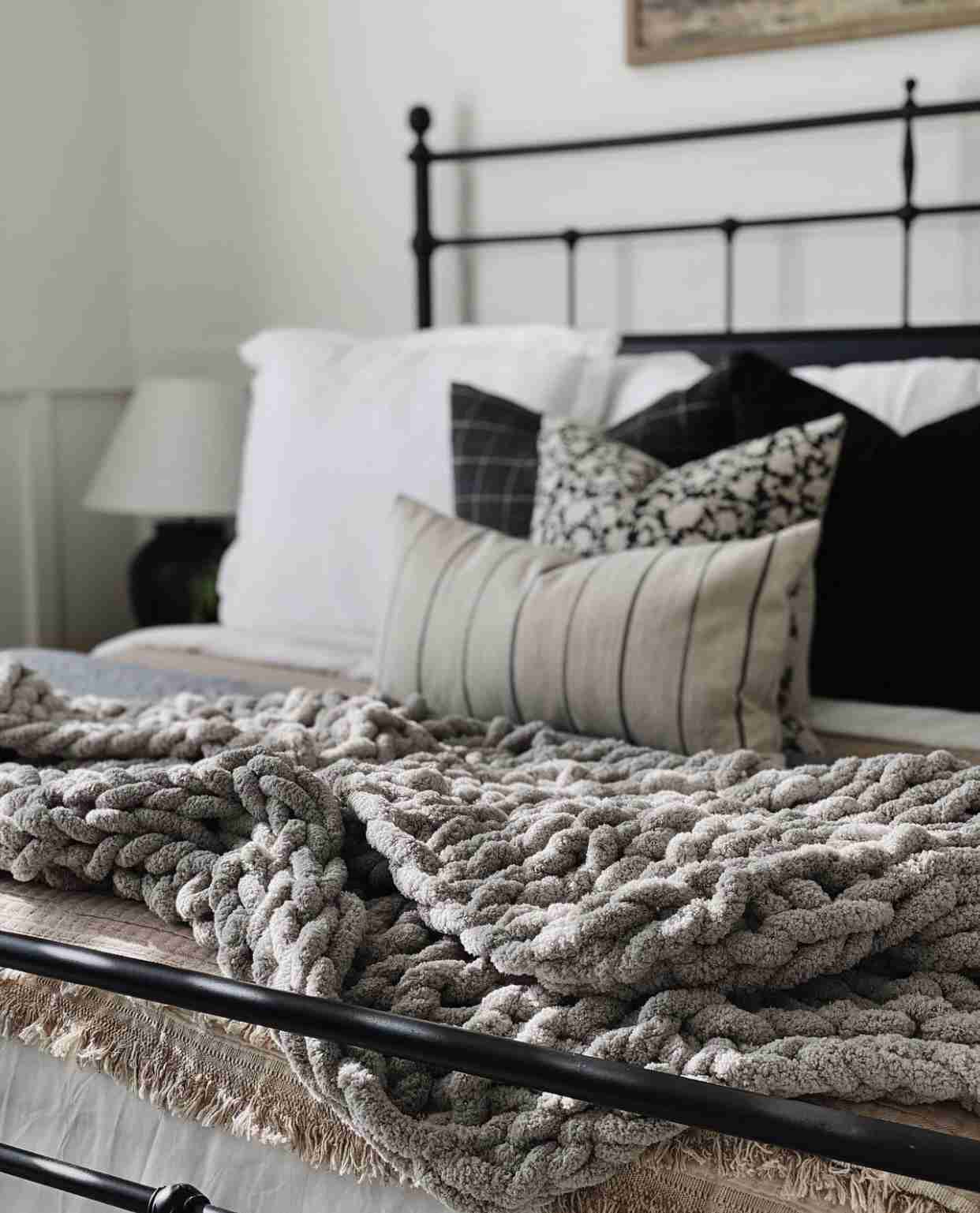 Taupe Chunky Knit Throw