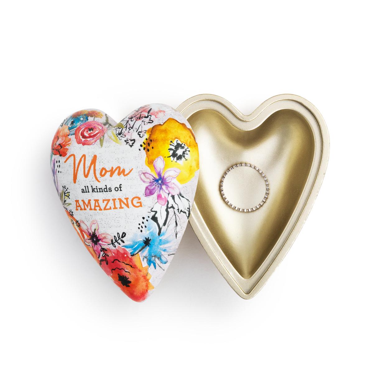 Amazing Mom Art Heart Keeper